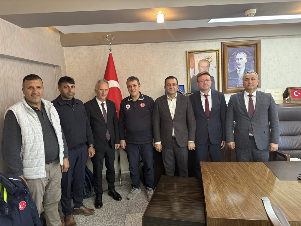 MHP Niğde Teşkilatından Hayırlı Günler Komşum Ziyaretleri