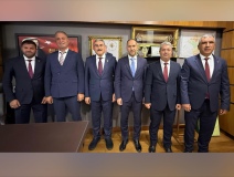 Milletvekili Uzkurt, TBMM’de belediye başkanlarıyla bir araya geldi