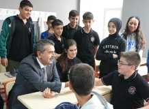 Milli Eğitim Bakanı Yusuf Tekin’den gençlere anlamlı mesaj