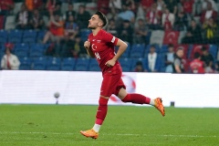 Milli Futbolcu Yunus Akgün fıtık ameliyatı geçirdi