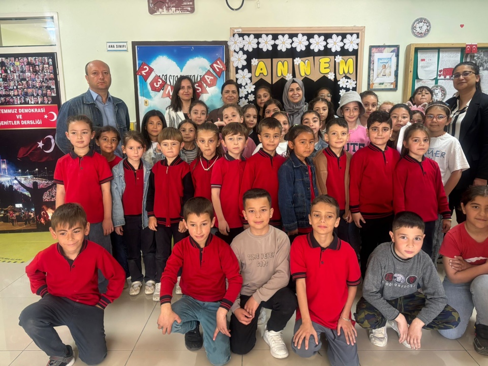 Minik Yüreklerden Anlamlı Kardeş Okul Projesi