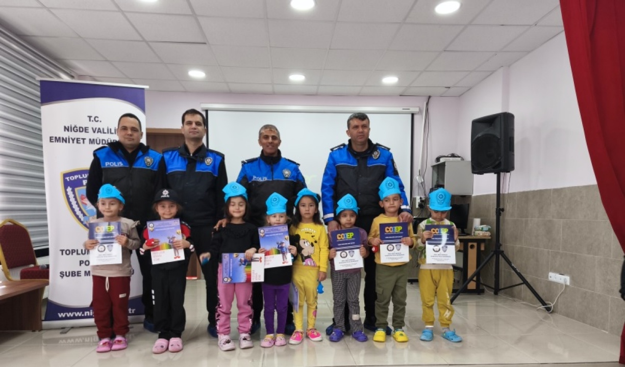 Miniklere güvenlik ve trafik eğitimi verildi