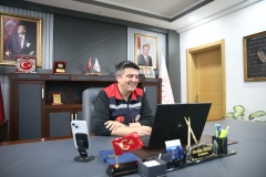 Müdür Mete, "Yılın Karelerini" oyladı