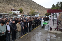 Muhtar İsmet Kızılkaya son yolculuğuna uğurlandı