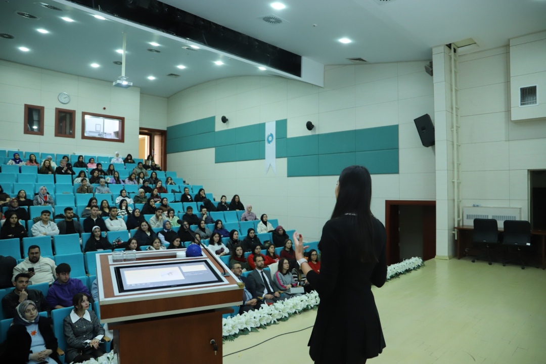 Niğde'de Çocuk Sağlığında Duyu Bütünleme Terapisi Konferansı