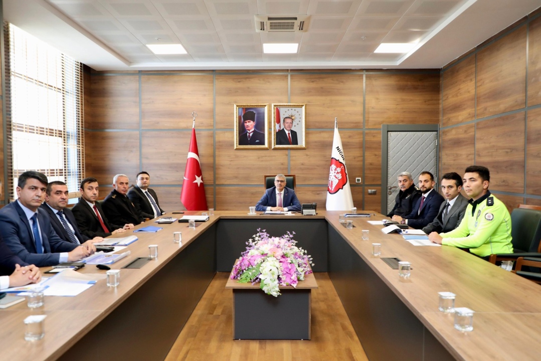 Niğde'de güvenlik ve asayiş koordinasyon toplantısı gerçekleştirildi