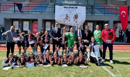 Niğde'de okul sporları futbol yarı final heyecanı sona erdi