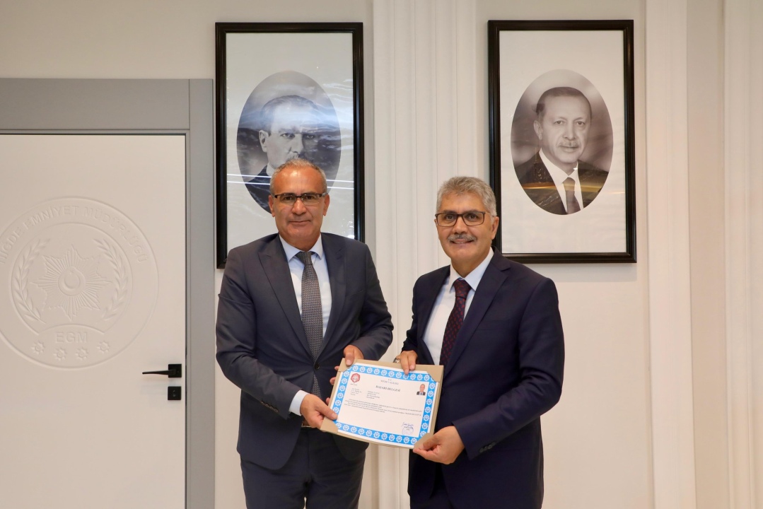 Niğde'de üç kaymakam için veda yemeği