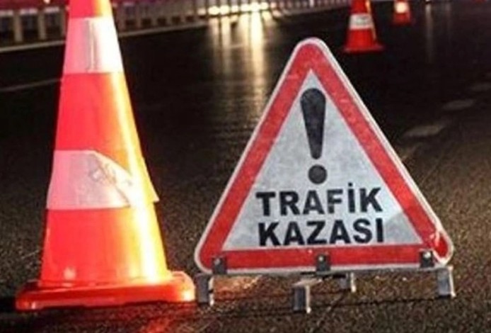 Niğde'de yaya geçidinde otomobilin çarptığı çocuk yaralandı