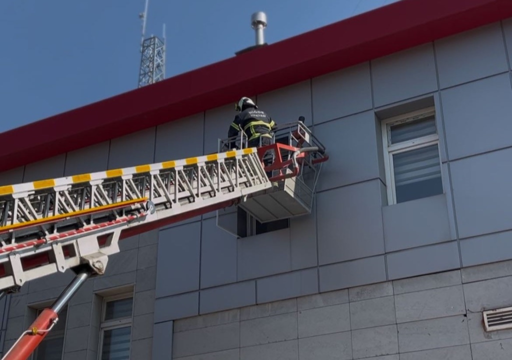 Niğde 112 Acil Çağrı Merkezi personeline yangın eğitimi ve tatbikatı düzenlendi