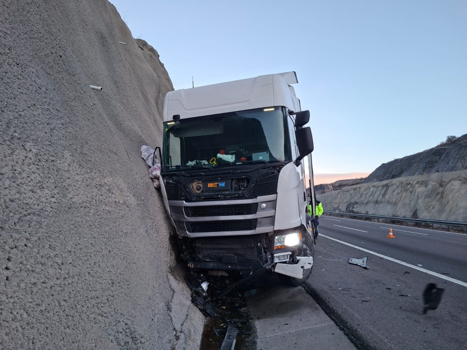  Niğde-Adana Otoyolu’nda feci kaza! Ölü ve yaralı var 