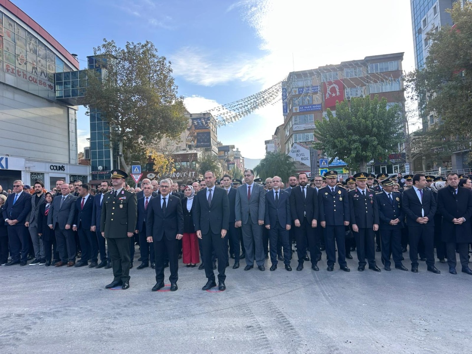 Niğde Atasını andı
