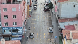 Niğde Belediyesi İstasyon Caddesi’nde Yol Çizgilerini Yeniledi
