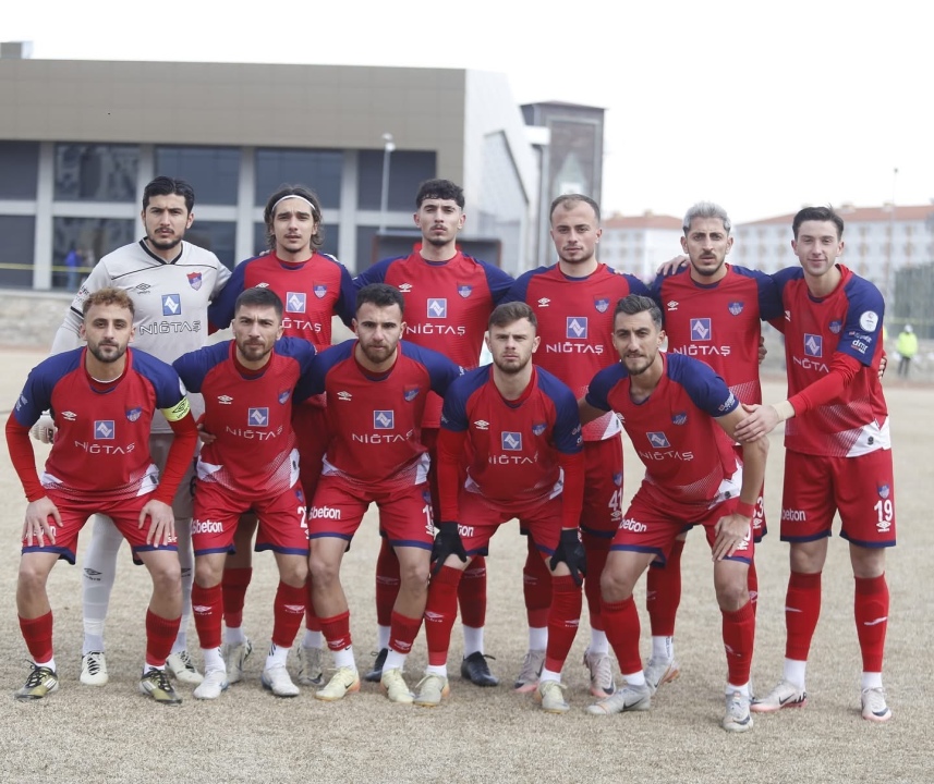 Niğde Belediyespor öne geçtiği maçı kaybetti