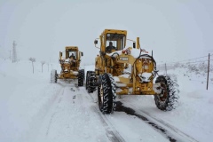 Niğde-Çiftlik yolu yeniden trafiğe açıldı