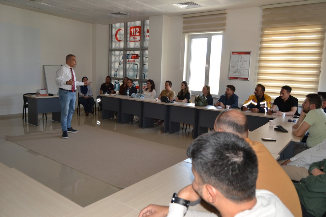 Niğde’de Acil Sağlık Hizmetleri İstasyon Sorumluları toplantısı yapıldı