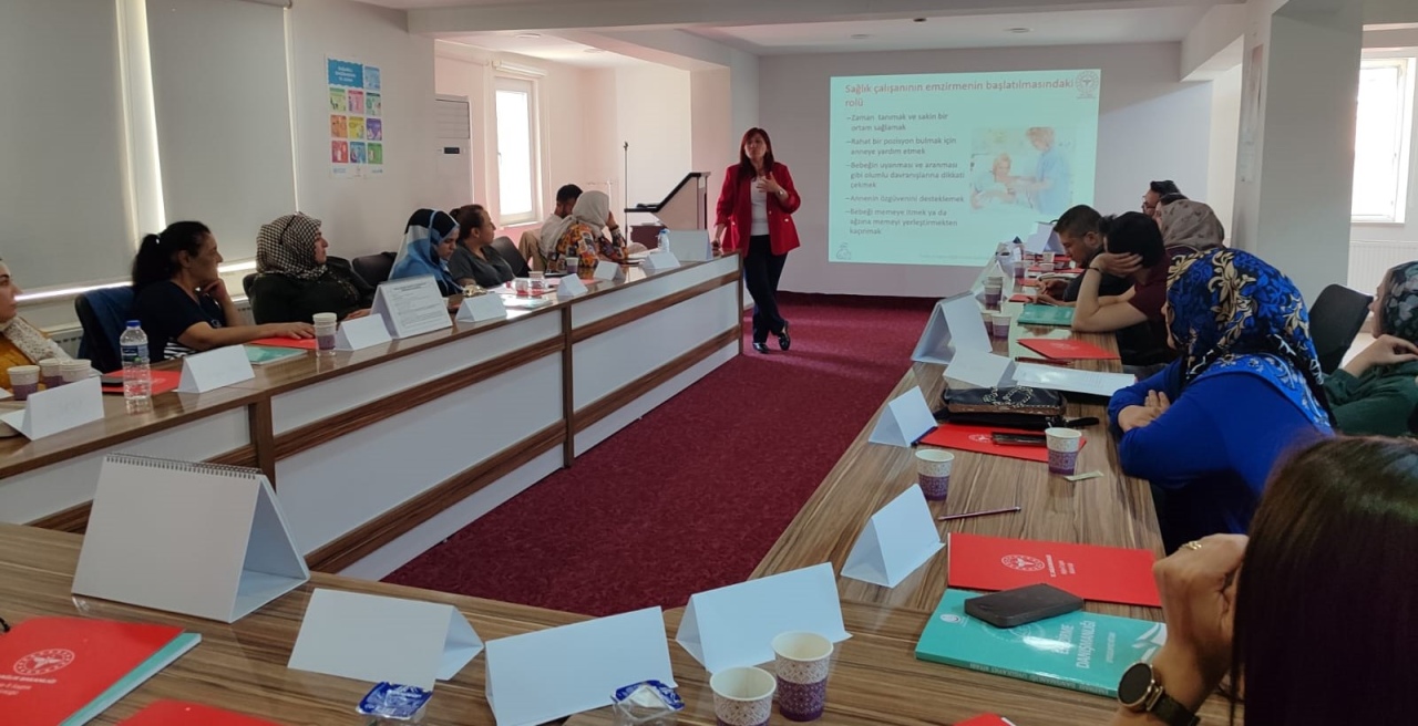 Niğde’de Anne Sütü ve Emzirme Danışmanlığı Eğitimi tamamlandı