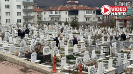 Niğde'de Arife Günü mezarlık ziyaretleri gerçekleştirildi