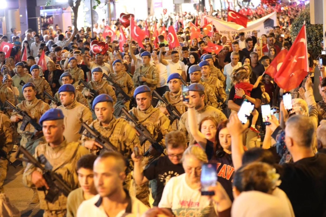Niğde’de Fener Alayı düzenlenecek ve demokrasi nöbeti tutulacak