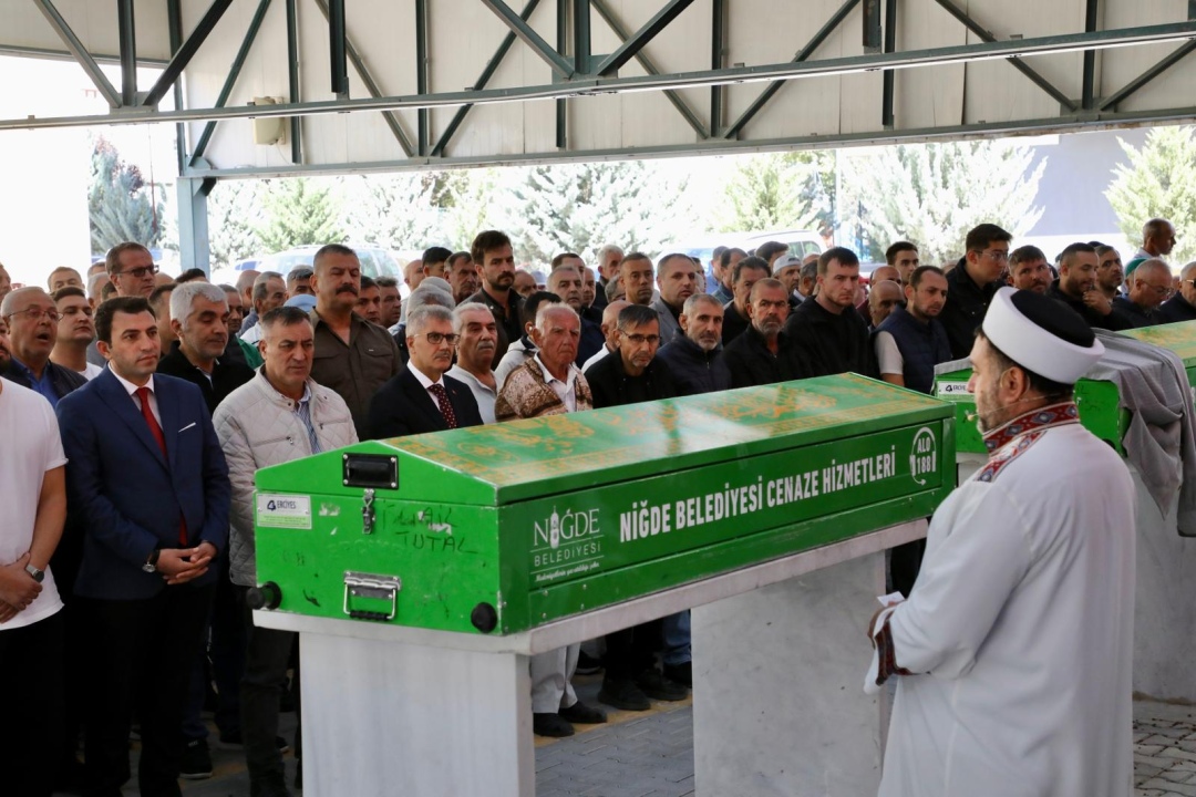 Niğde’de Gazi Ziya Ceylan’ın Babası Halil Ceylan son yolculuğuna uğurlandı