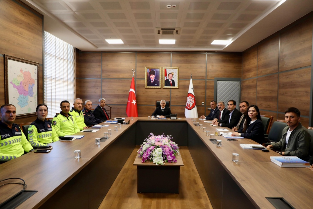 Niğde’de Hız Sınırları ve Trafik Güvenliği İçin Ortak Sistem Toplantısı Düzenlendi