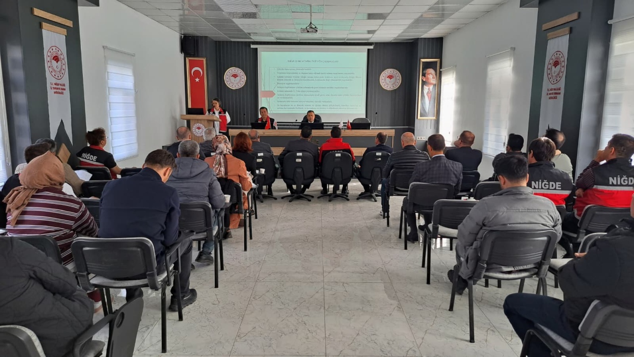 Niğde’de Kuraklık Kriz Merkezi Toplandı
