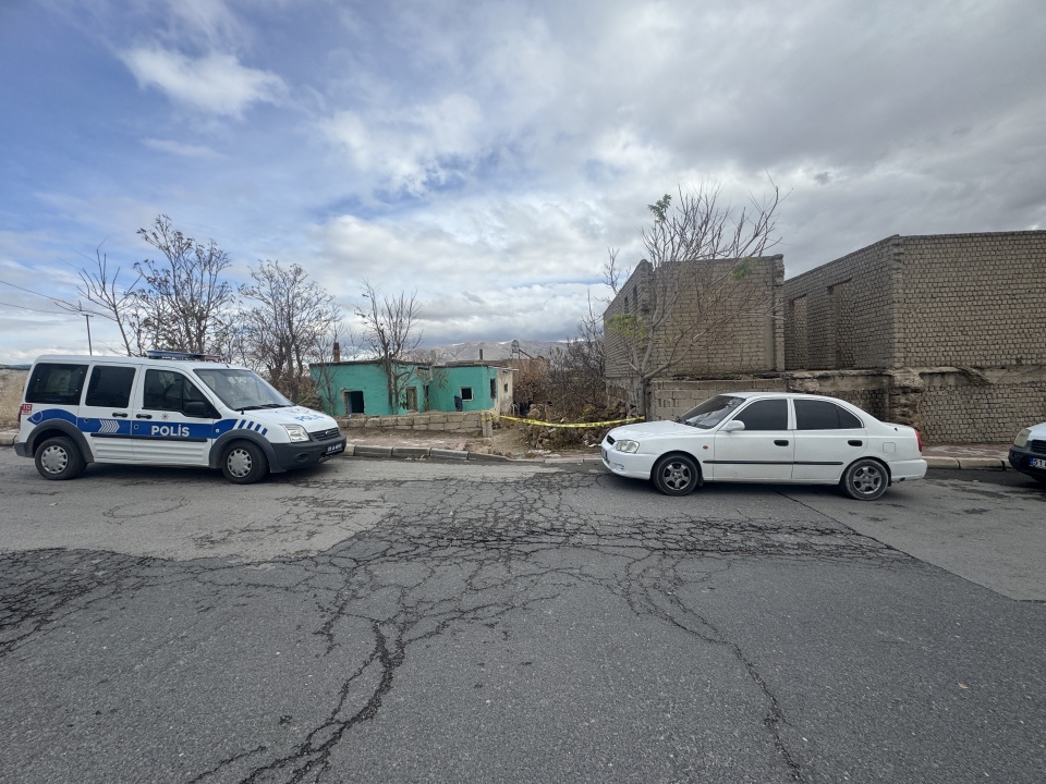 Niğde’de Metruk Binada 23 Yaşındaki Genç Ölü Bulundu