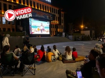 Niğde’de Minderli Sinema Günleri Tüm Hızıyla Sürüyor
