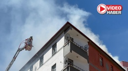 Niğde’de apartman çatısında korkutan yangın: Söndürme çalışmaları sürüyor