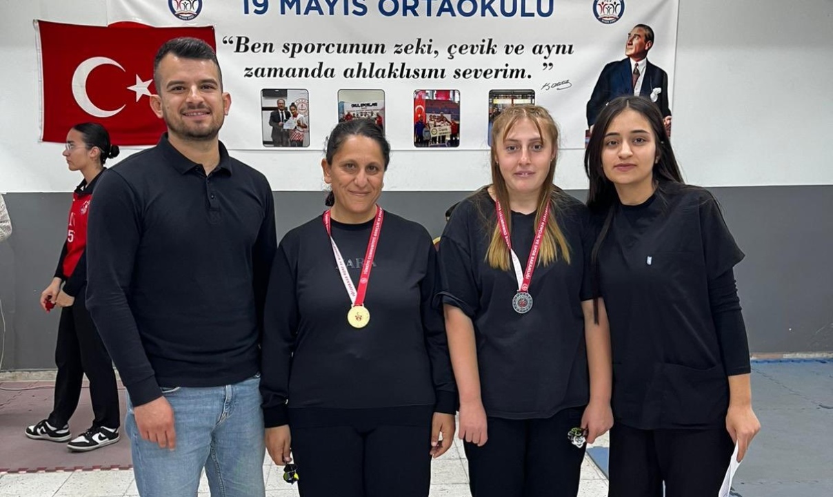 Niğde’de özel bireylerden dart turnuvasında büyük başarı