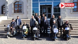 Niğde’de özel ihtiyaçlı bireylere akülü araç desteği 