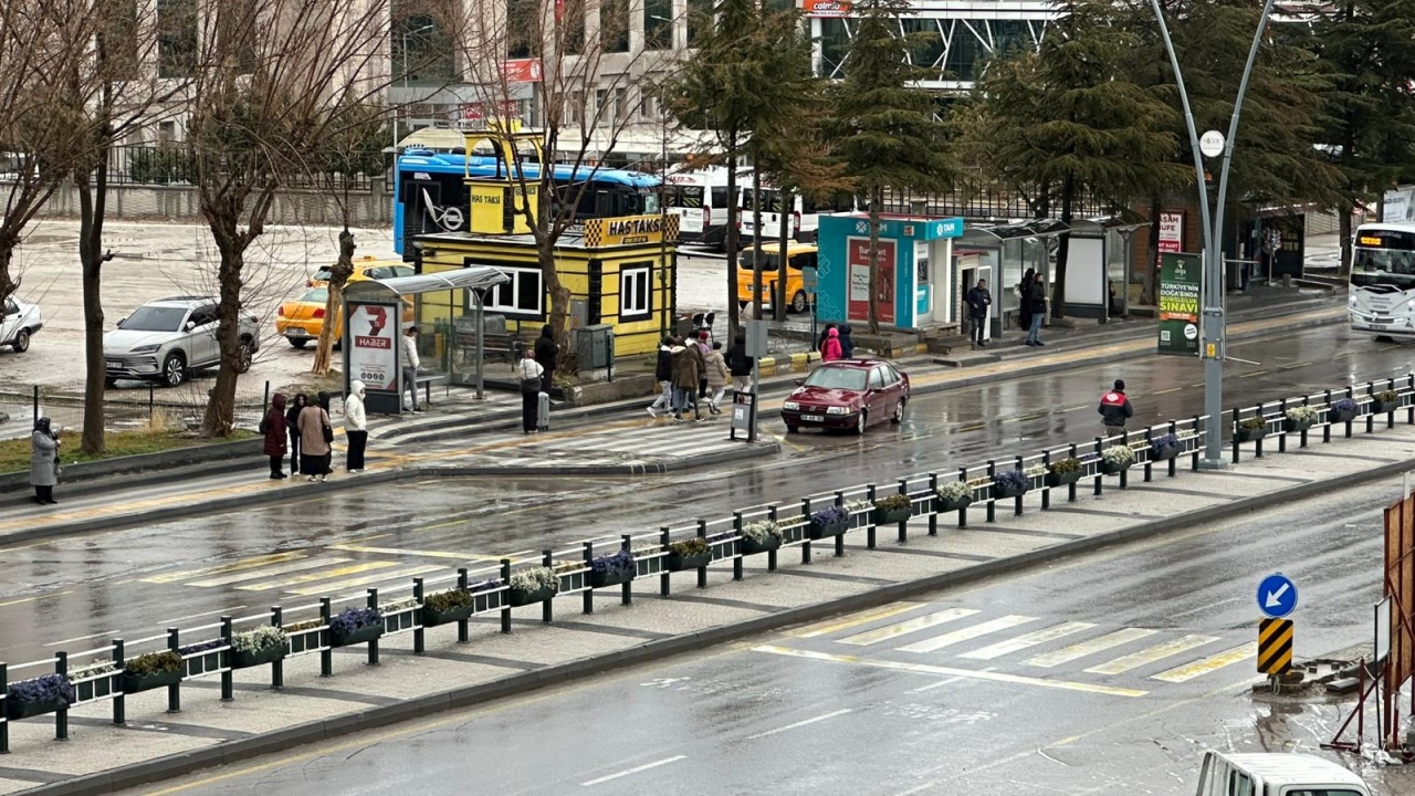 Niğde’de sağanak yağış etkili oldu