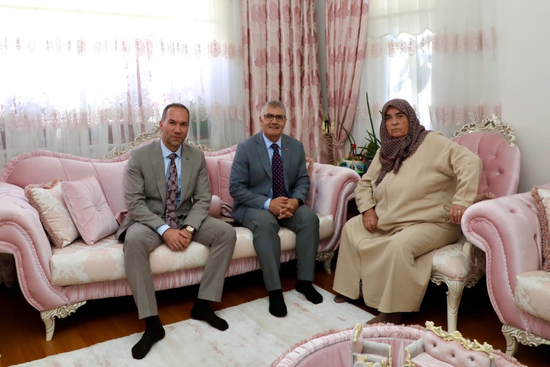 Niğde’de şehit ailesine ziyaret