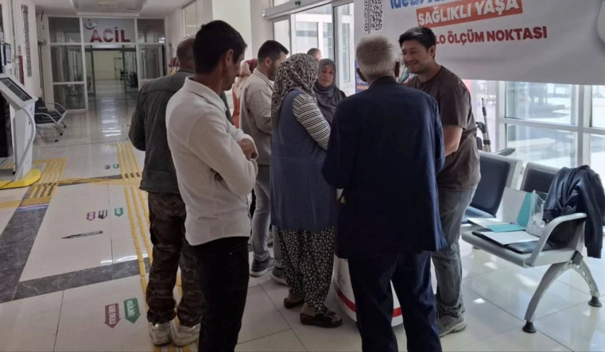 Niğde’de “Sigarayı Bırak, Hayatını Değiştir” kampanyası başladı