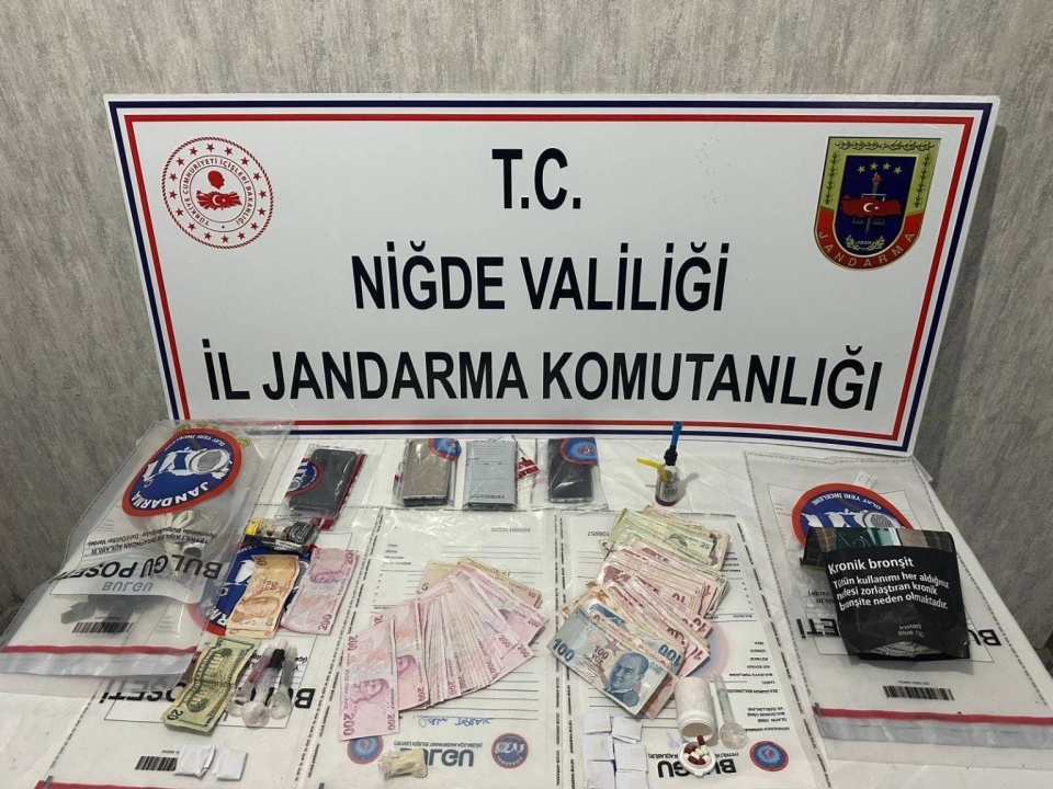 Niğde’de Uyuşturucu Operasyonu: 4 Şüpheli Gözaltında
