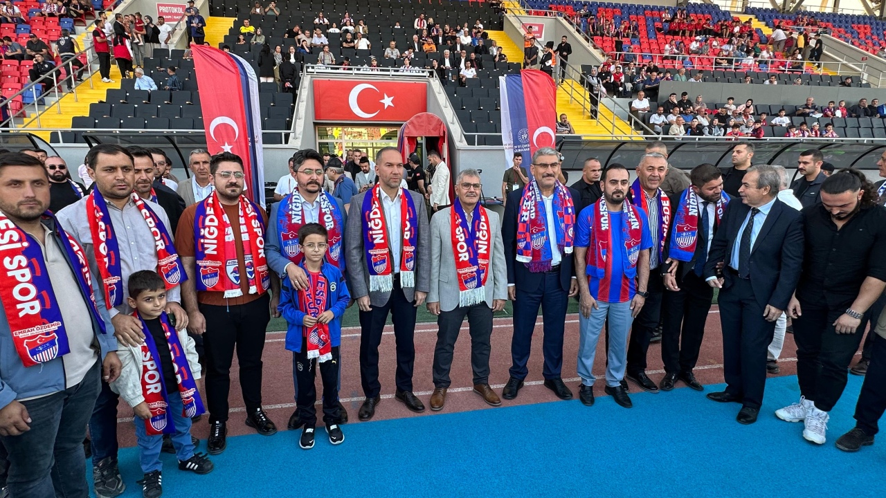 Niğde’de Yeni Bir Dönem Başladı: 5 Şubat Şehir Stadyumu Hizmete Girdi