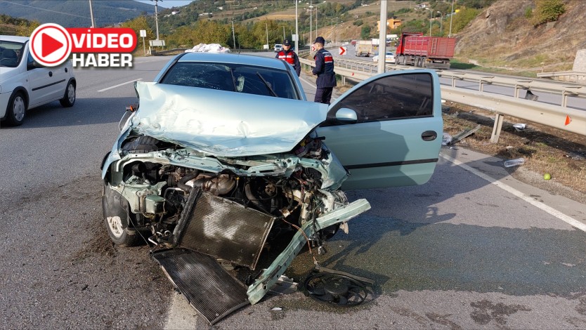 Niğde’den Samsun’a giderken kaza yaptı