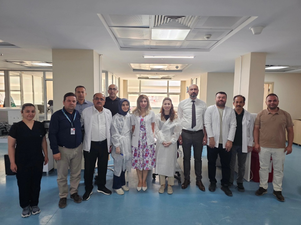 Niğde Eğitim ve Araştırma Hastanesi Mikrobiyoloji Laboratuvarı Yeni Yerinde Hizmete Başladı