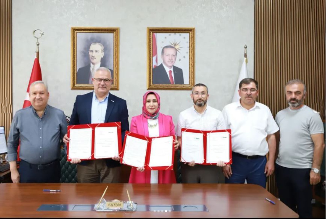 Niğde Halk Eğitimi Merkezi'nden Gazze'ye Umut Eli
