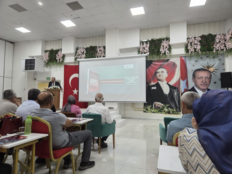 Niğde Halk Eğitimi Merkezi, bütçe yönetimi bölge toplantısı’na katıldı