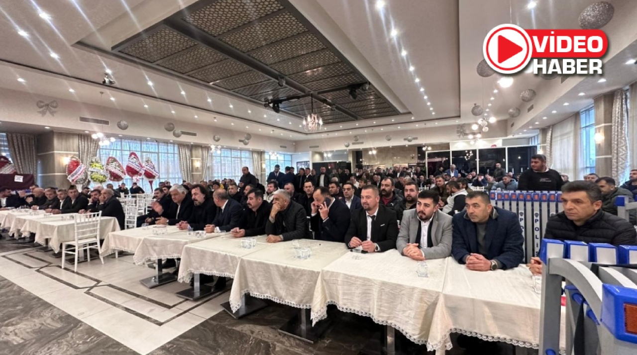 Niğde Manavlar ve Pazarcılar Esnaf Odası Genel Kurulu Yapılıyor