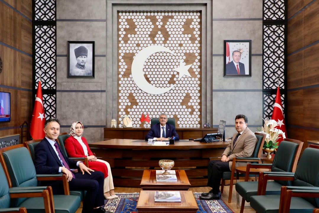 Niğde Milli Eğitim Camiasında Yeni Görevlendirmeler: Vali Çelik’e Nezaket Ziyareti