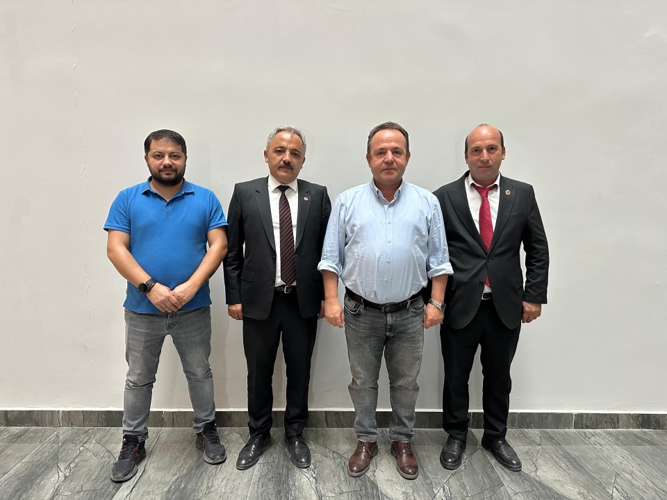 Niğde Muhtarlar Derneği’nden Niğde Anadolu Haber’e ziyaret