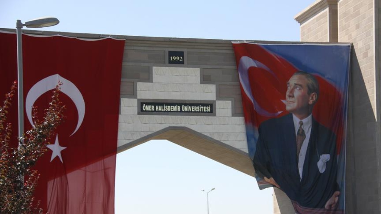 Niğde Ömer Halisdemir Üniversitesi Başarısına Başarı Katıyor!