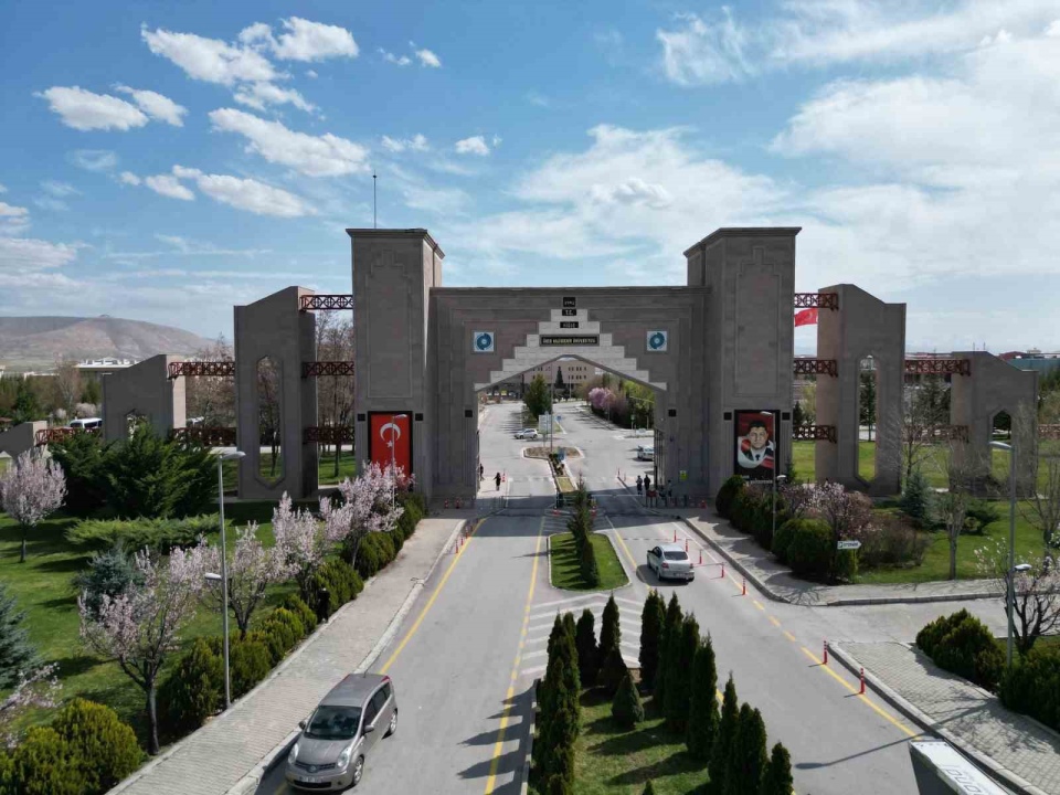Niğde Ömer Halisdemir Üniversitesi öğrencisi hayatını kaybetti