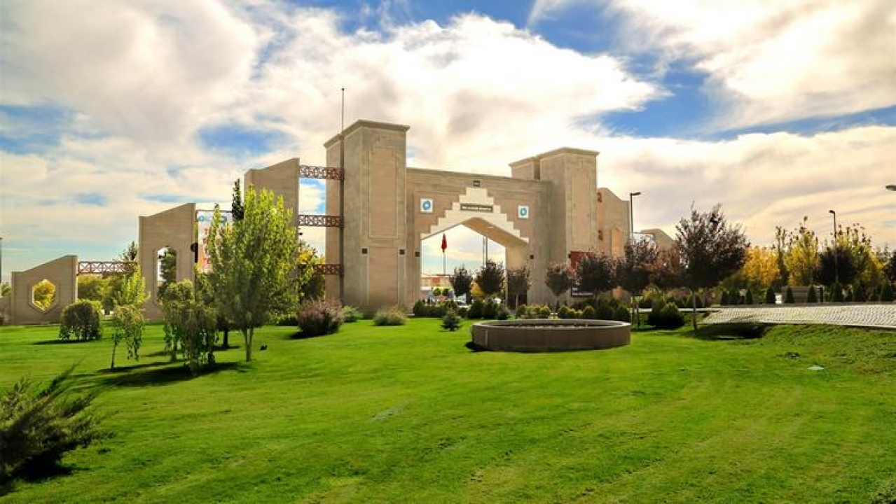 Niğde Ömer Halisdemir Üniversitesi tadilat için ihaleye çıkıyor