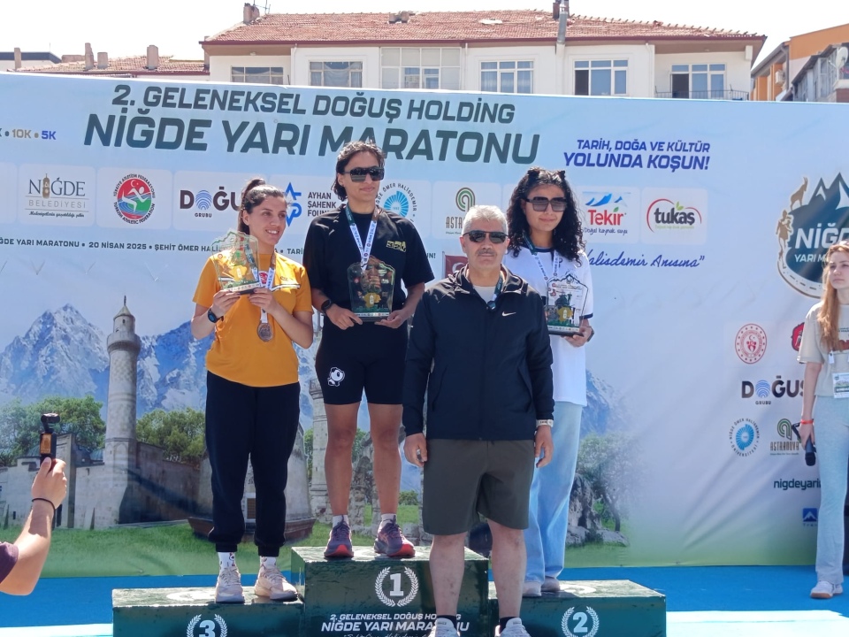 Niğde sokakları ve caddeleri maratonla şenlendi