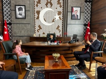 Niğde Valisi Akmeşe, koltuğunu Yusuf İncesu'ya emanet etti