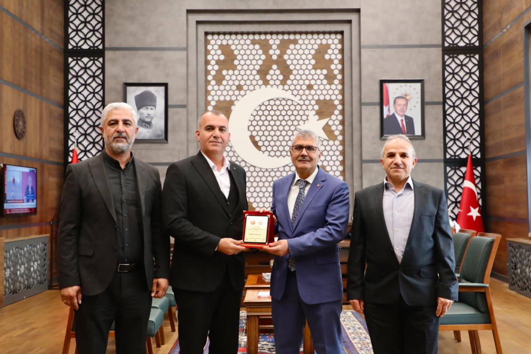 Niğde Valisi Cahit Çelik’e kurum ve STK temsilcilerinden ziyaret