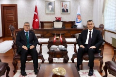 Niğde Valisi Cahit Çelik’ten Mersin Valisi Toros’a ziyaret